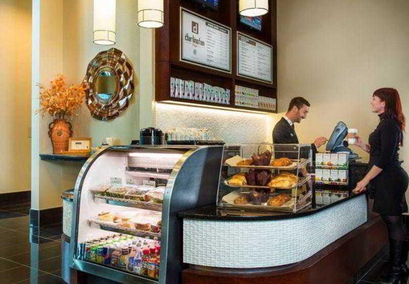 Courtyard Par Marriott Montreal Centre-Ville Экстерьер фото