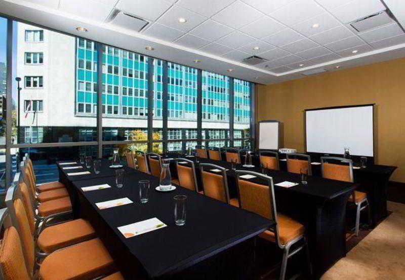 Courtyard Par Marriott Montreal Centre-Ville Экстерьер фото